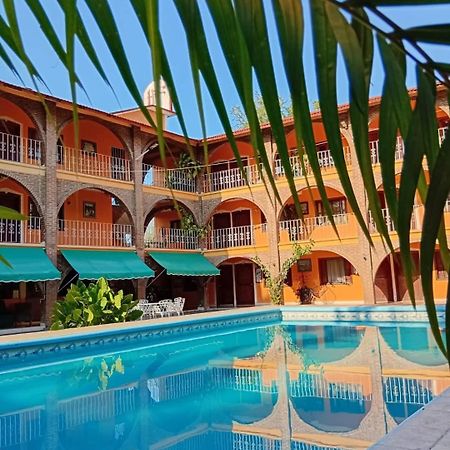 Hotel Hf Hacienda San Francisco Puente Nacional Exteriör bild