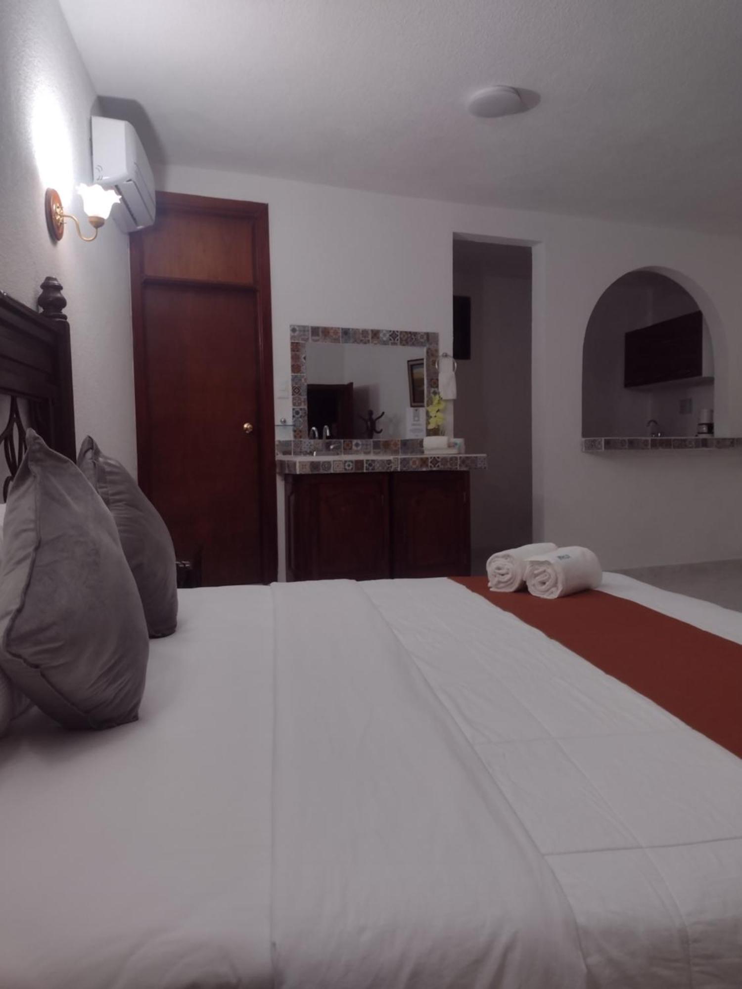Hotel Hf Hacienda San Francisco Puente Nacional Rum bild