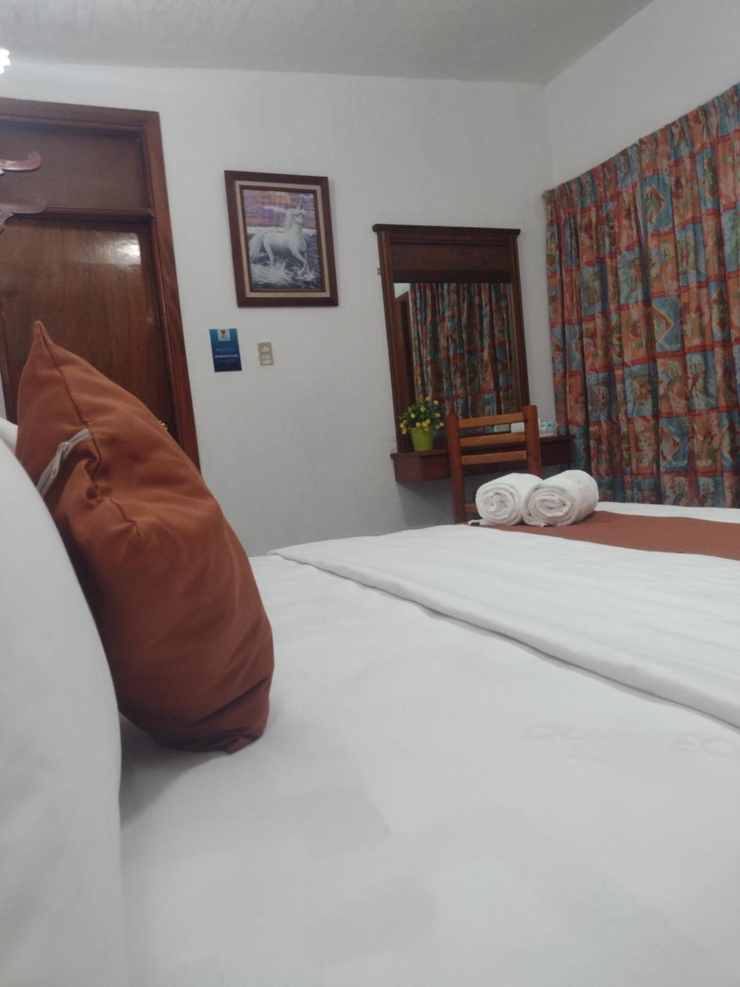 Hotel Hf Hacienda San Francisco Puente Nacional Rum bild
