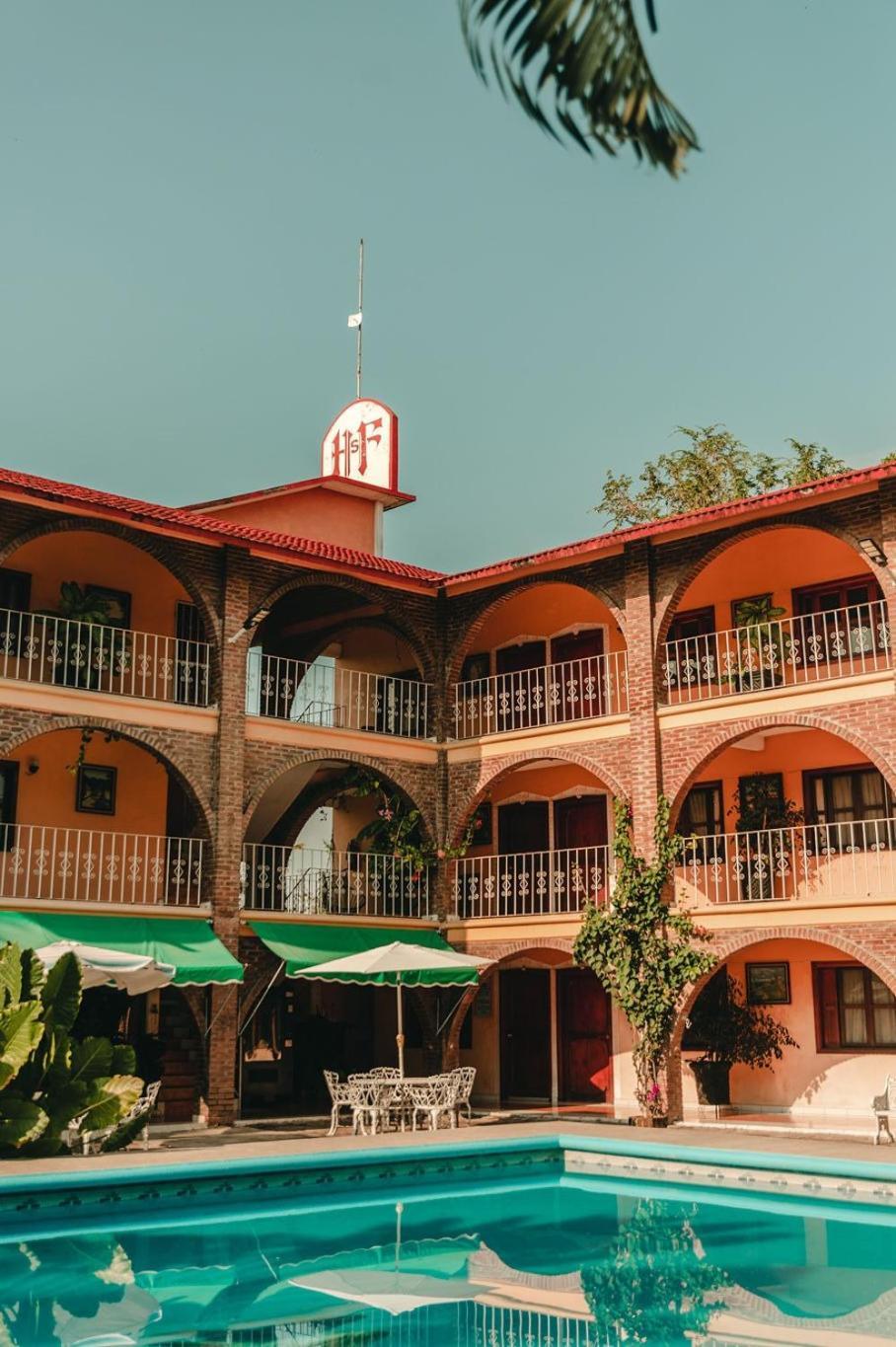 Hotel Hf Hacienda San Francisco Puente Nacional Exteriör bild